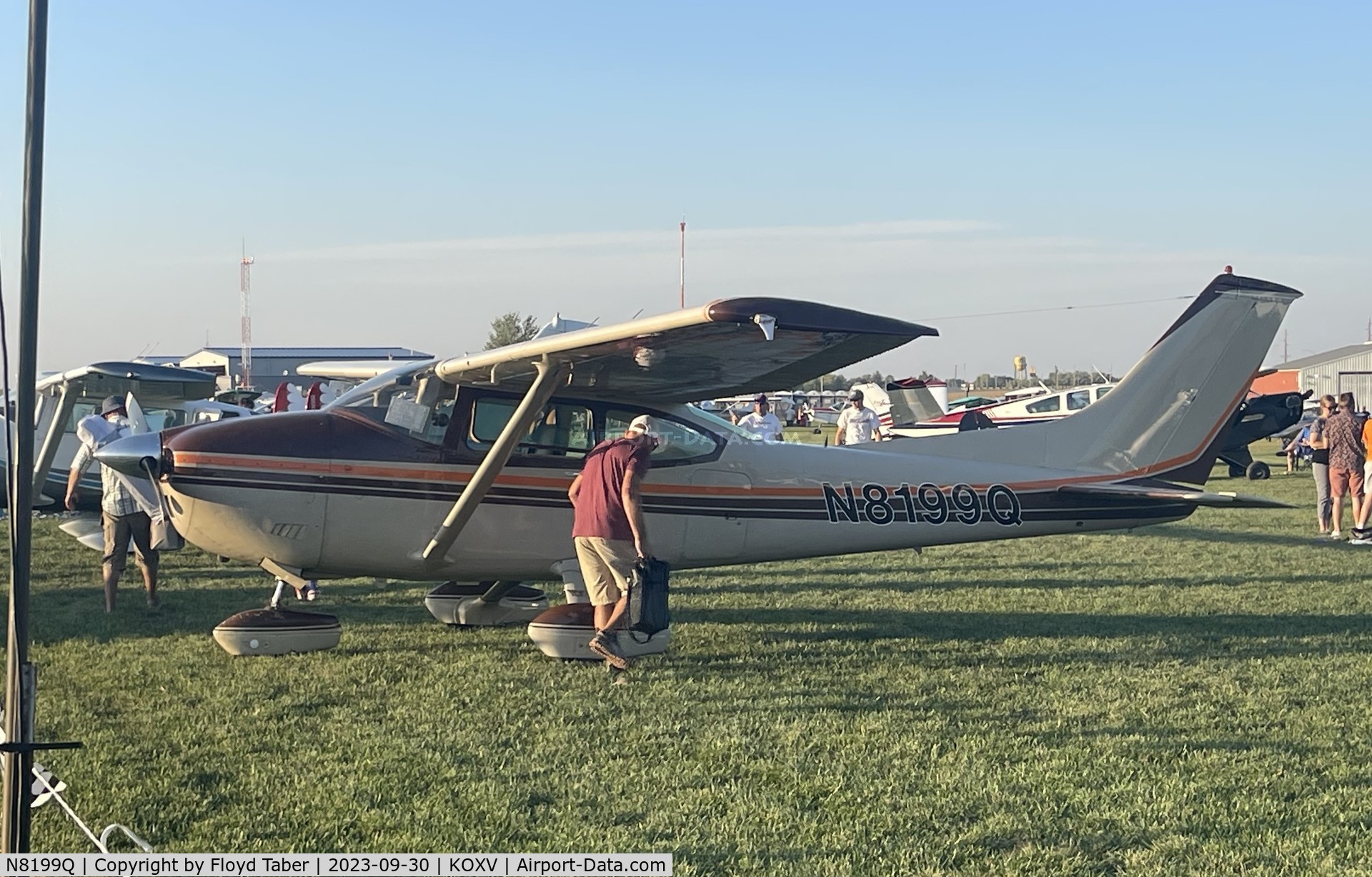 N8199Q, 1975 Cessna 182P Skylane C/N 18263870, Fly Iowa 2023 Knoxville Iowa