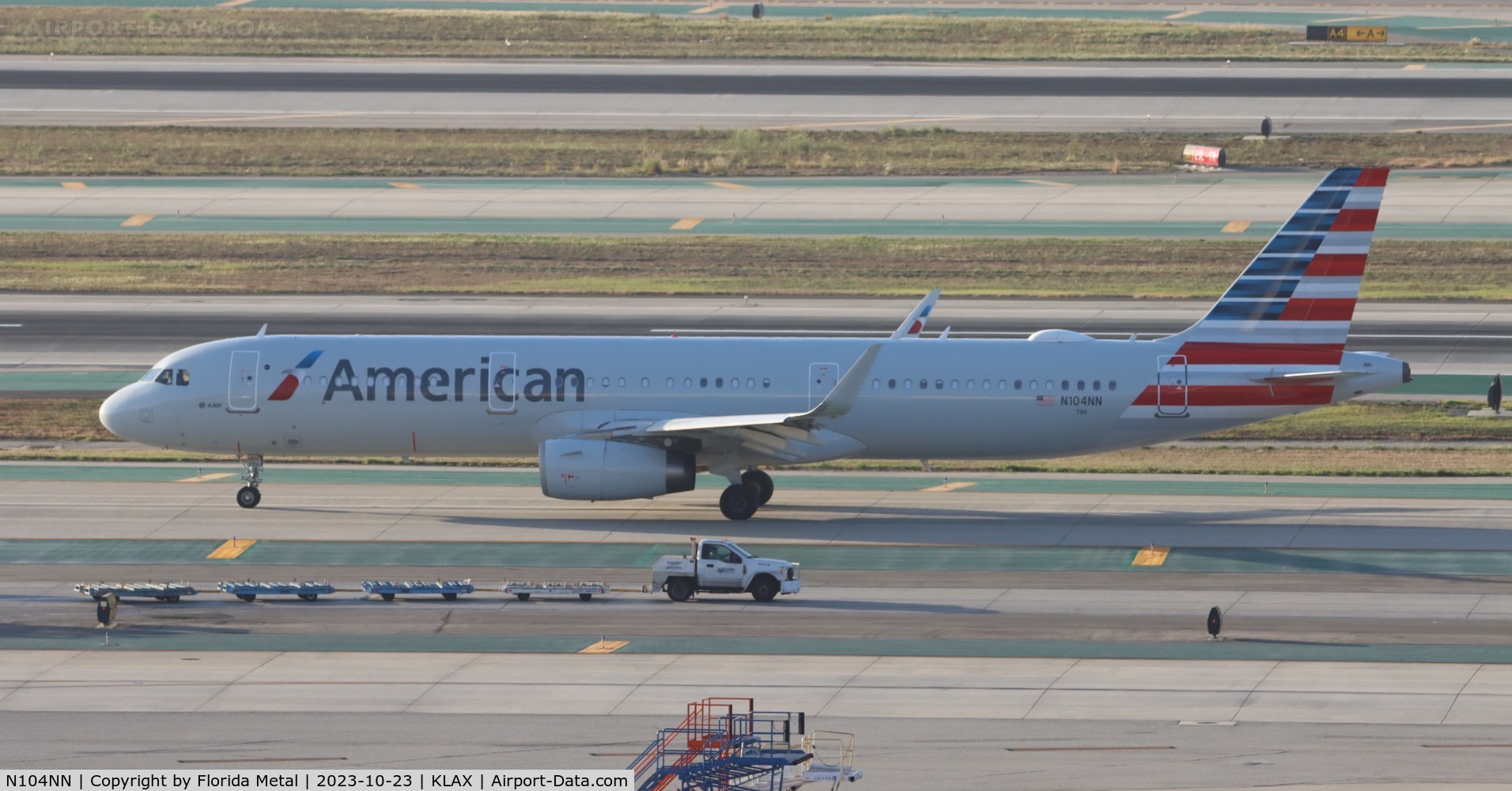N104NN, 2013 Airbus A321-231 C/N 5895, AAL A321 zx LAX-JFK