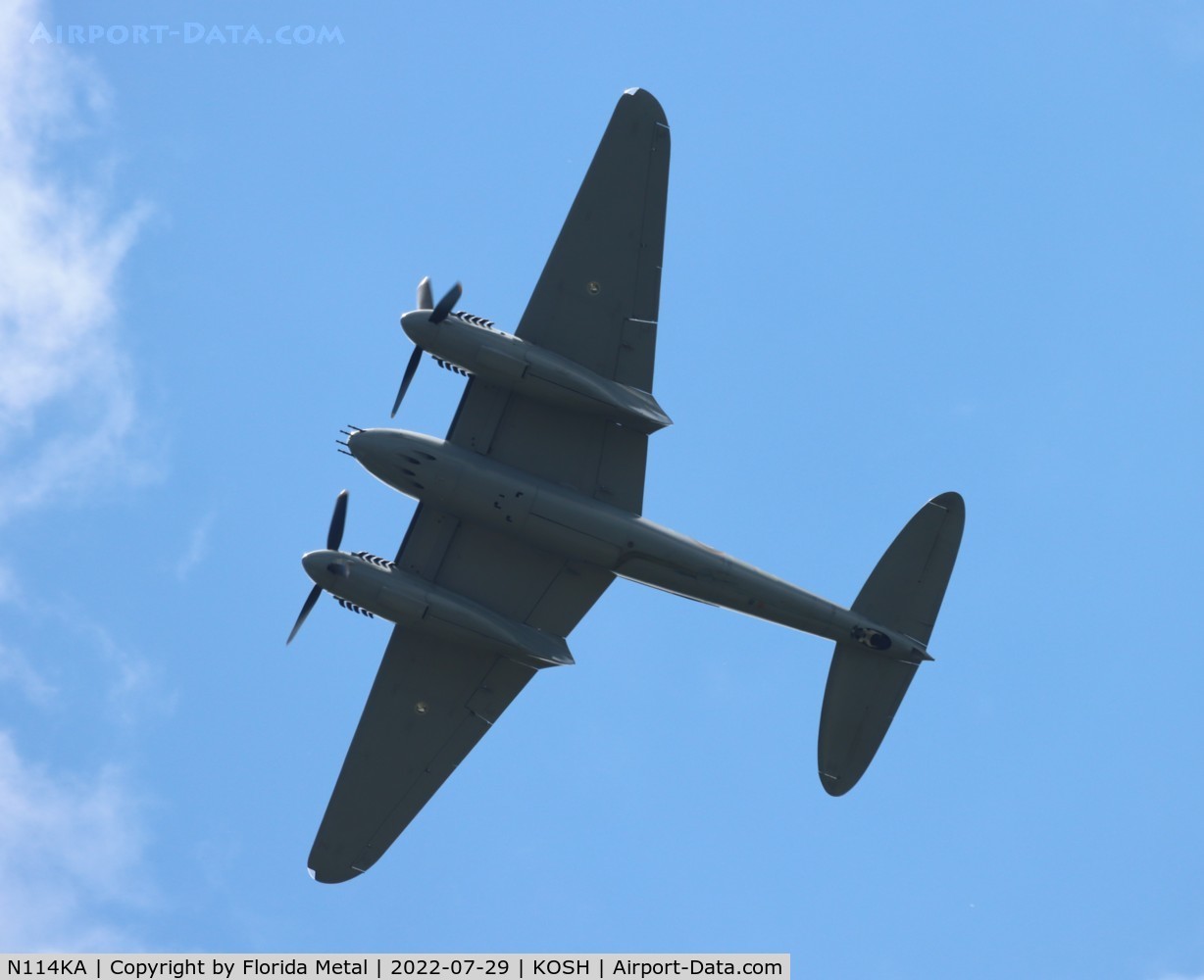 N114KA, 1945 De Havilland Mosquito FB.26 C/N KA114, OSH 22 zx