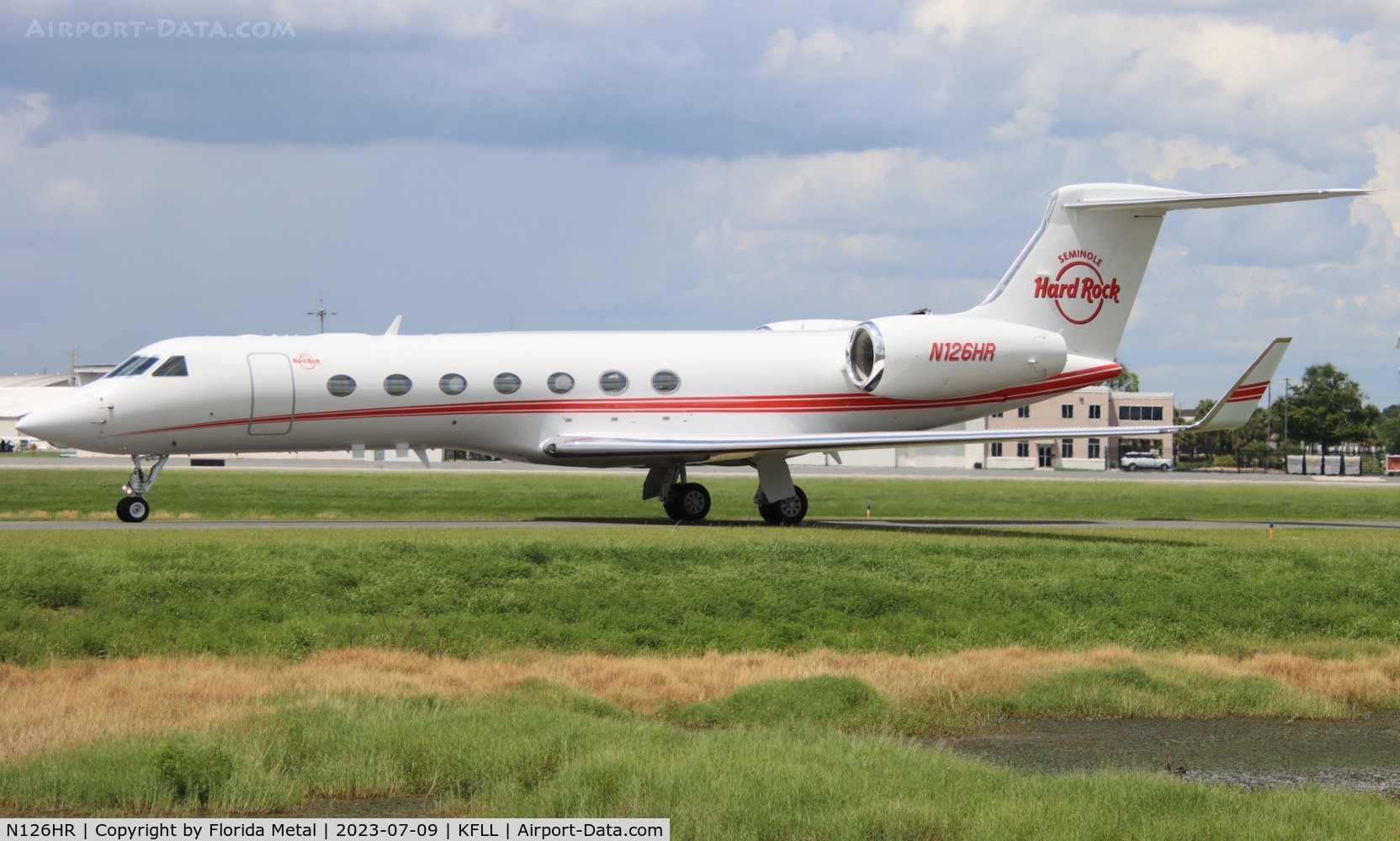 N126HR, 2013 Gulfstream Aerospace GV-SP (G550) C/N 5436, G550 zx FLL-ORL