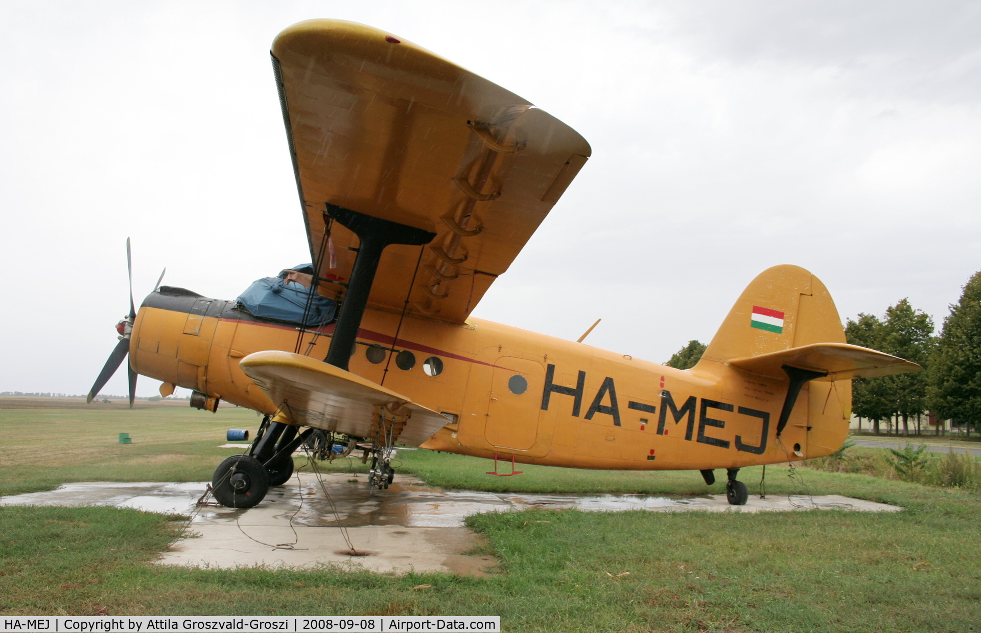 HA-MEJ, Antonov An-2R C/N 1G190-19, Telekgerendás off Airport, Hungary