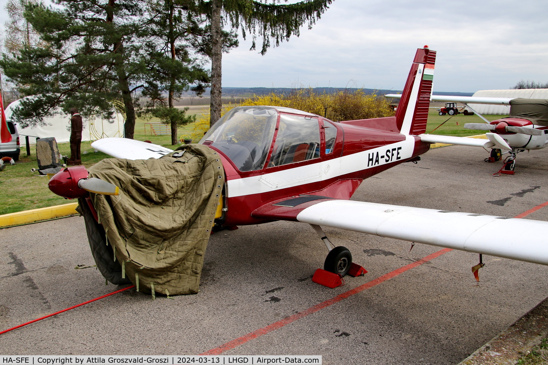 HA-SFE, 1979 Zlin Z-42M C/N 017906, LHGD - Gödöllö Airport, Hungary