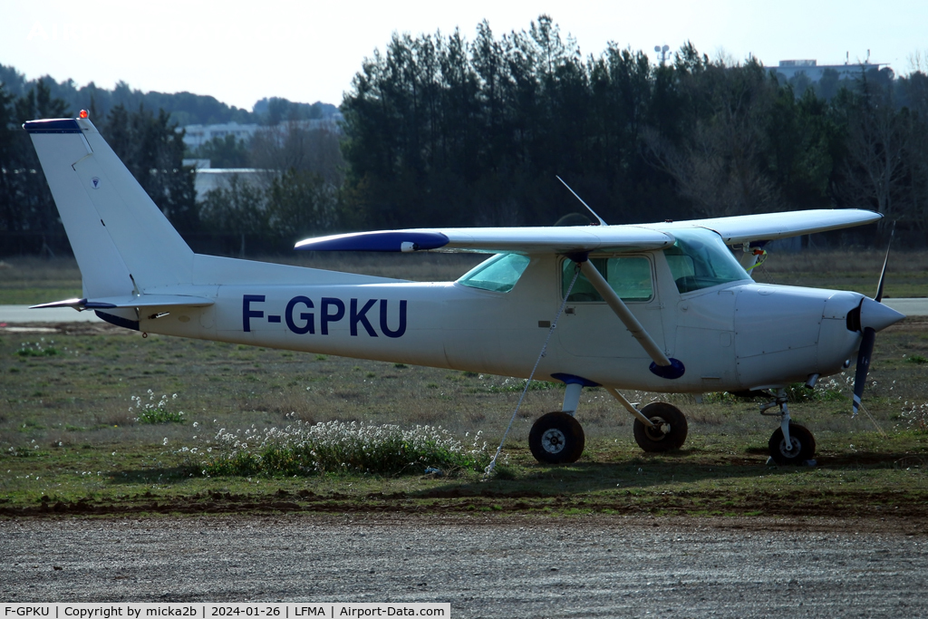 F-GPKU, Cessna 152 C/N 152-82981, Parked