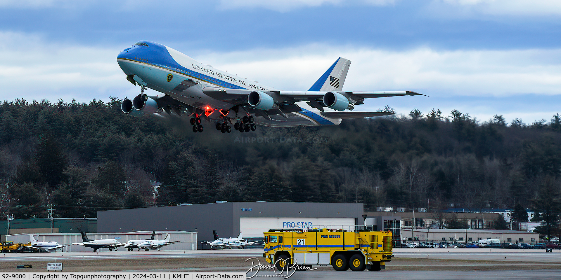 92-9000, 1987 Boeing VC-25A (747-2G4B) C/N 23825, Air Force One off the deck and heading back to ADW