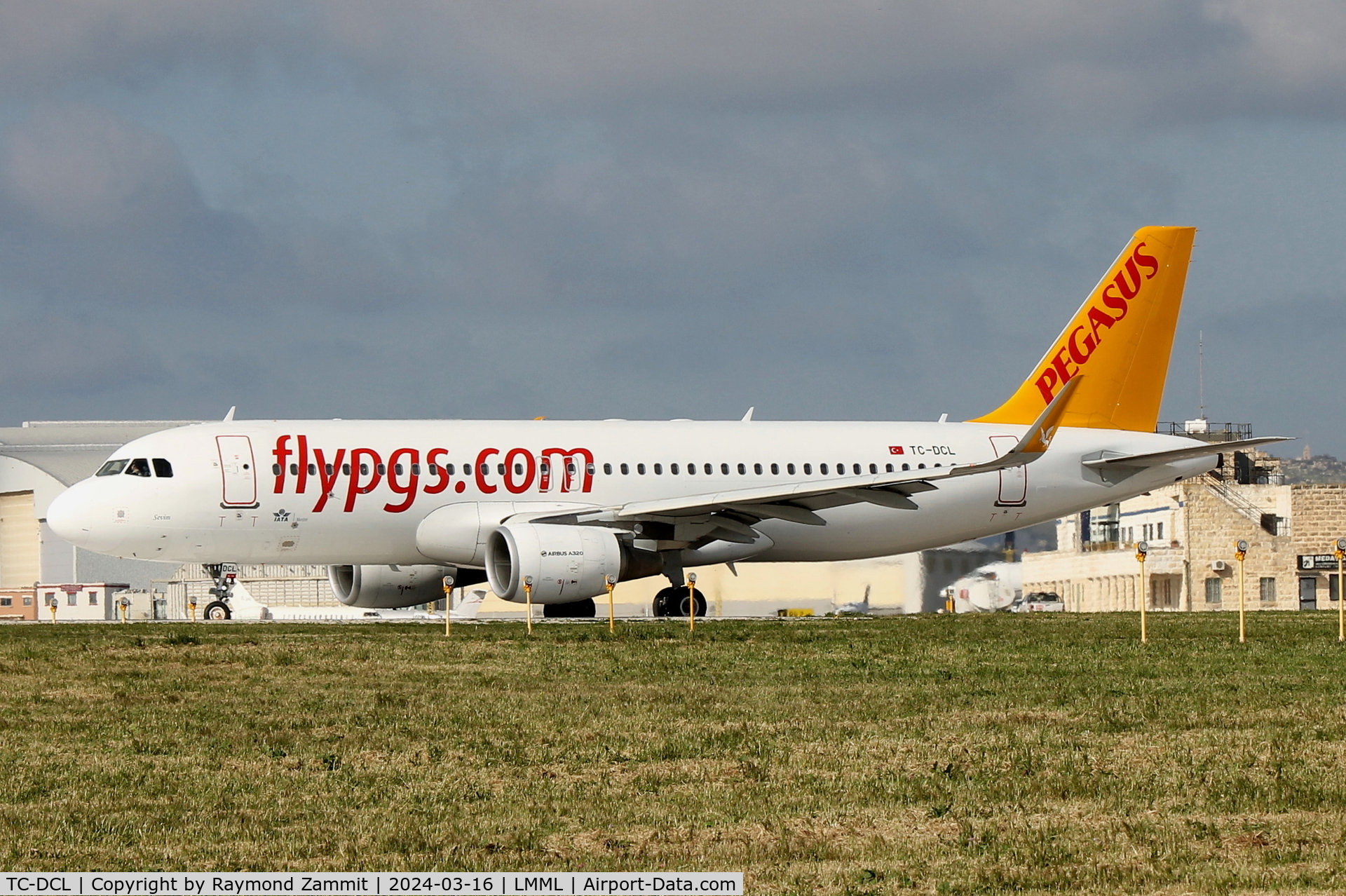 TC-DCL, 2016 Airbus A320-214 C/N 7145, A320 TC-DCL Pegasus Airlines