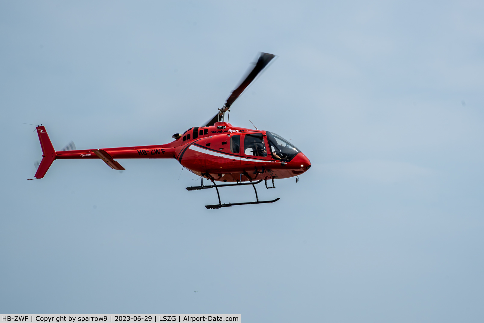 HB-ZWF, 2020 Bell 505 Jet Ranger X C/N 65299, Departing Grenchen