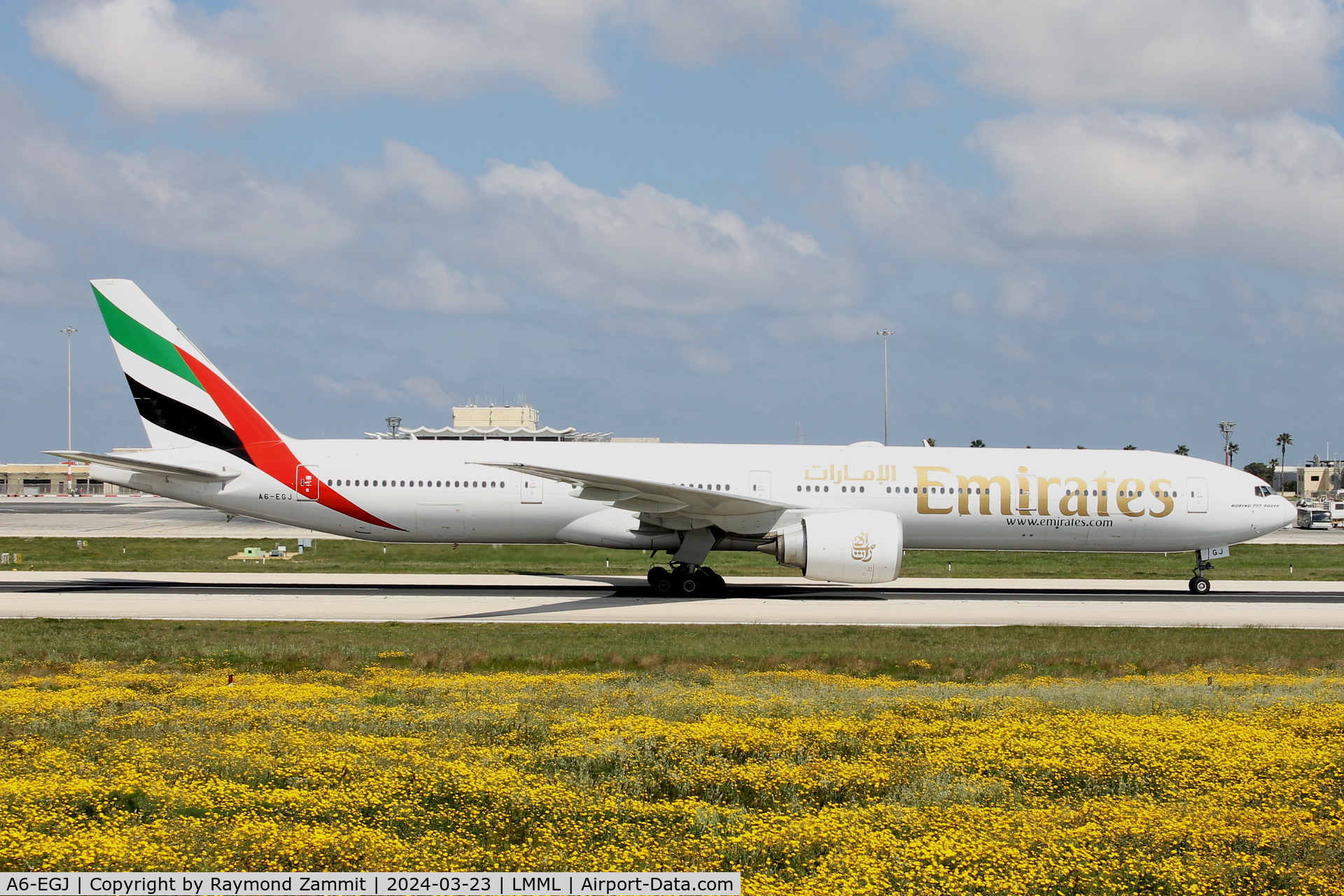 A6-EGJ, 2011 Boeing 777-31H/ER C/N 38989, B777 A6-EGJ Emirates Airlines