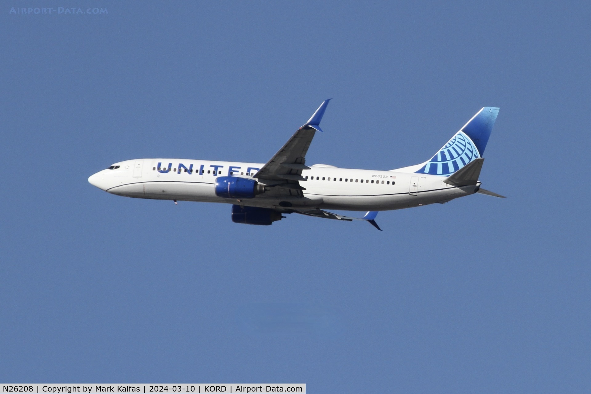 N26208, 2000 Boeing 737-824 C/N 30580, B738 United Airlines BOEING 737-824 N26208 UAL1698 ORD-PDX