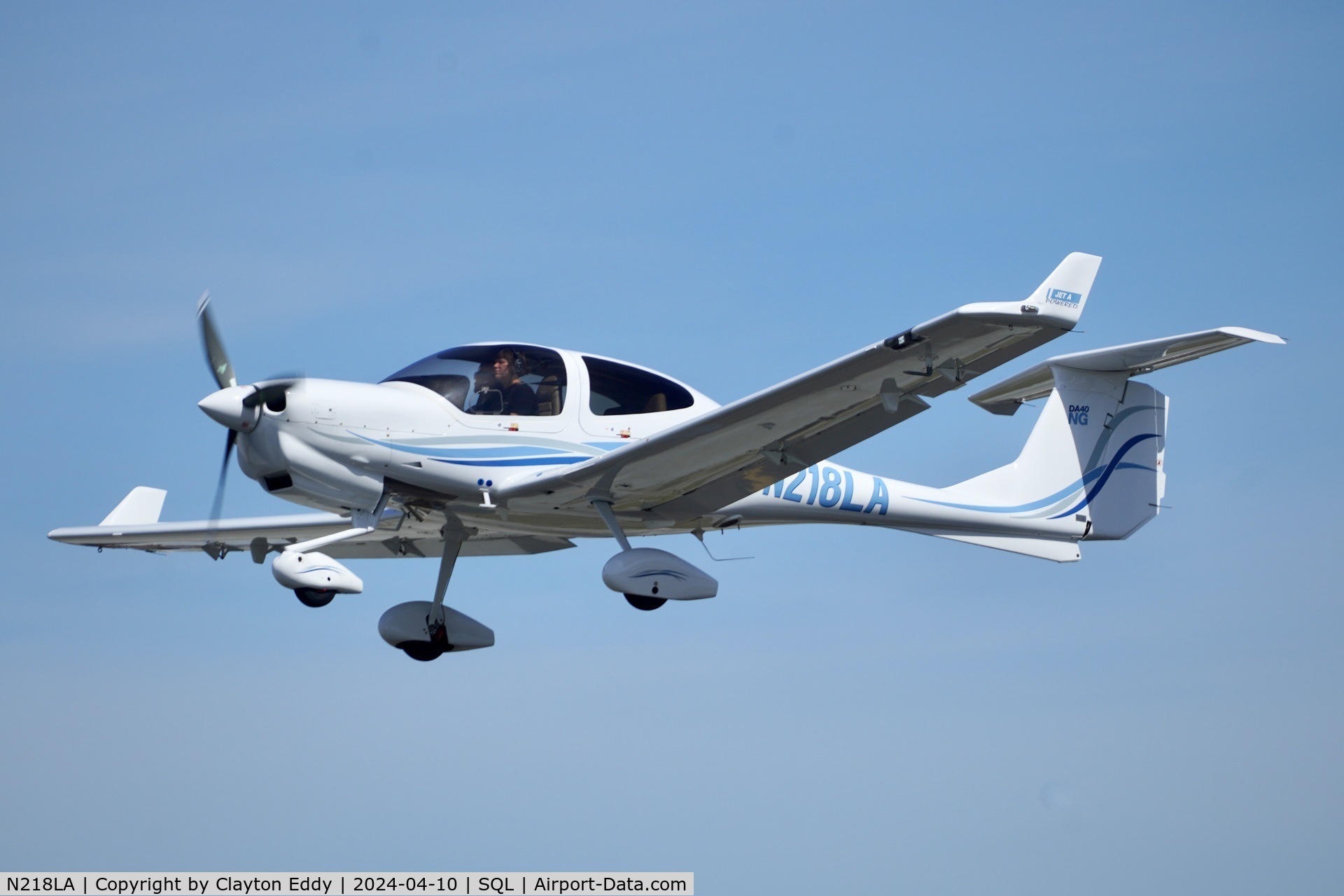 N218LA, 2023 Diamond Aircraft Ind Inc. DA 40 NG C/N 40.NC248, San Carlos Airport in California 2024.