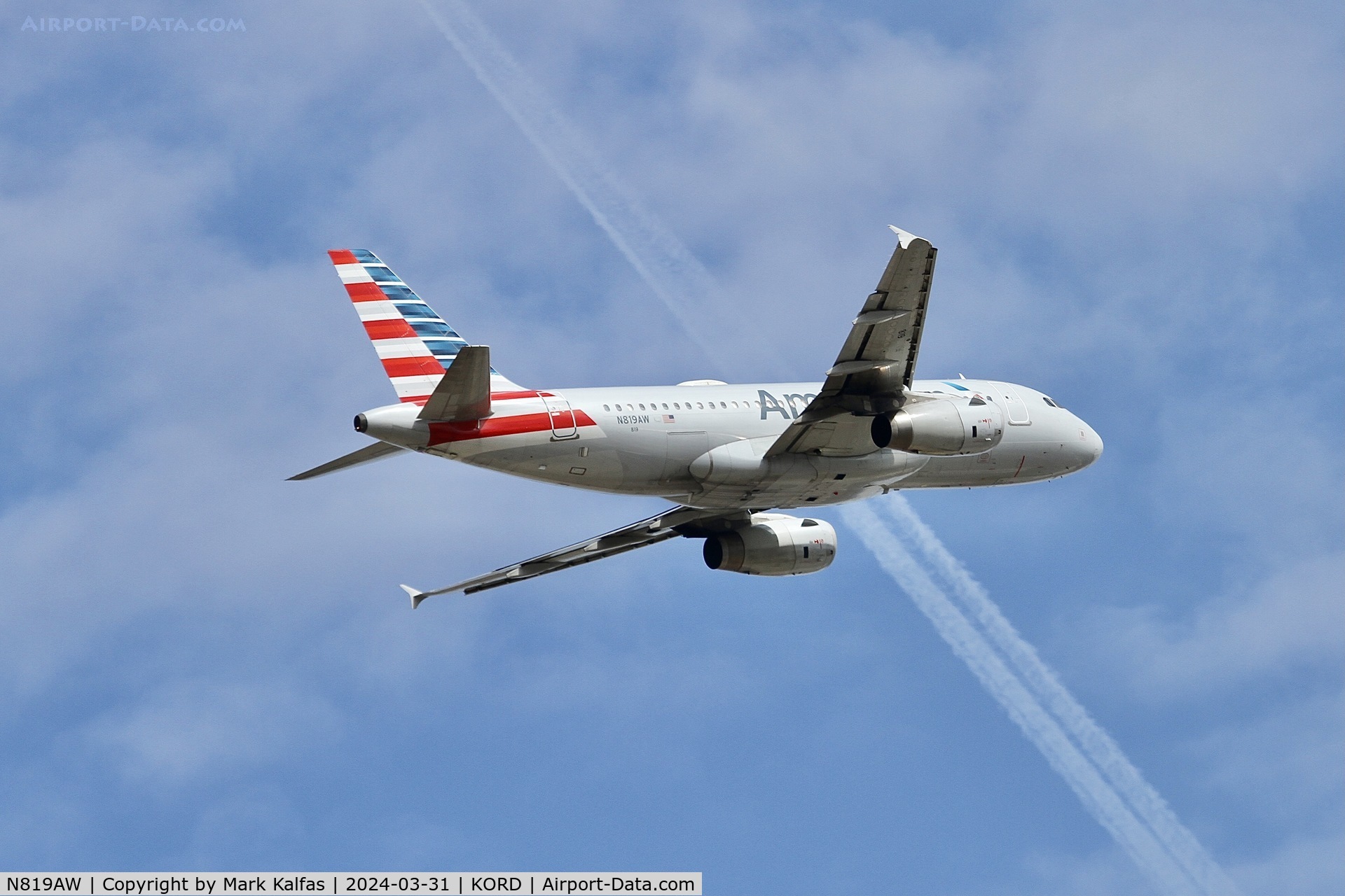 N819AW, 2000 Airbus A319-132 C/N 1395, 319 American Airlines Airbus A319-132 N819AW AAL2629 ORD_-LGA