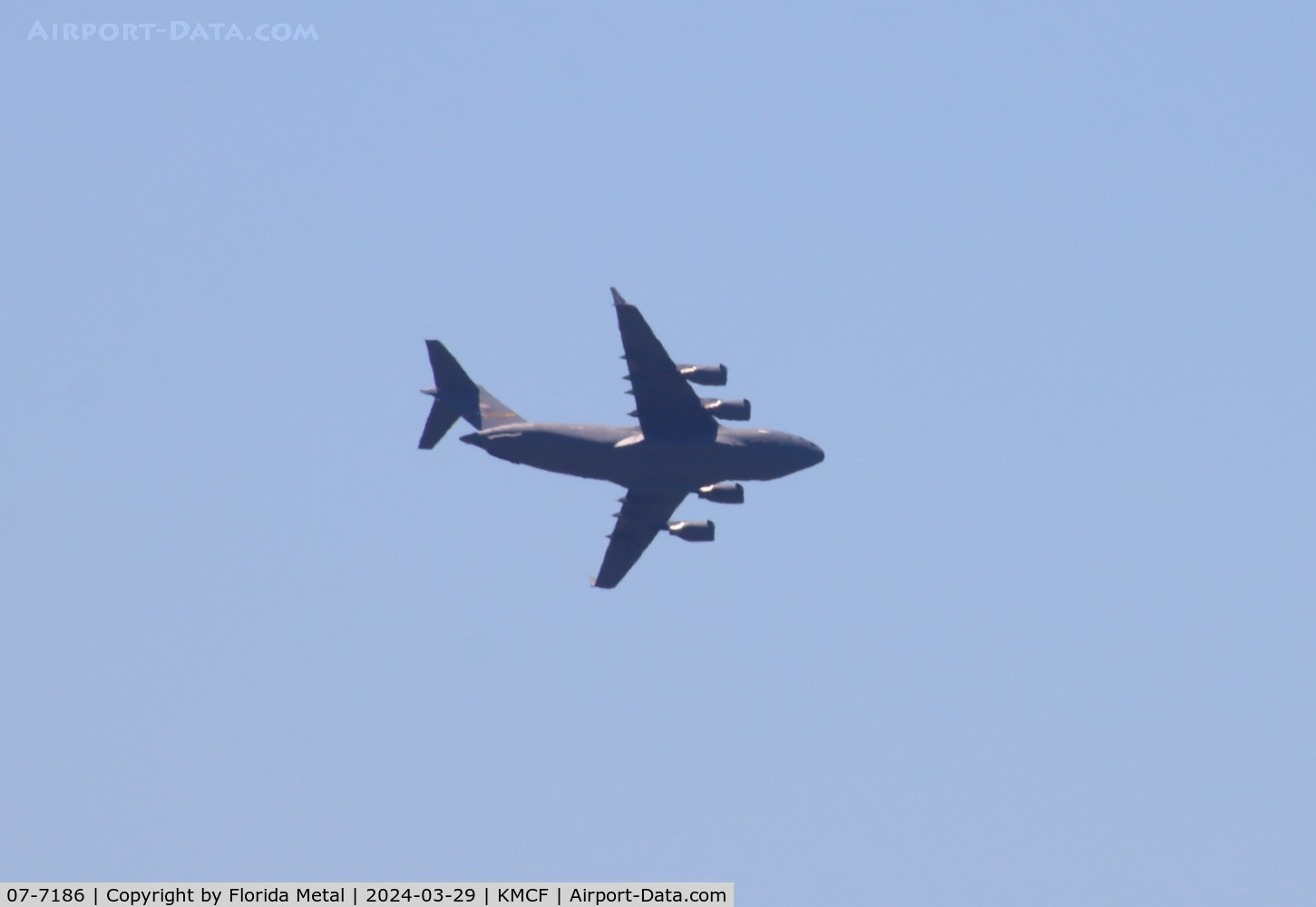 07-7186, 2007 Boeing C-17A Globemaster III C/N P-186, C-17 zx for MacDill Air Fest seen from TPA