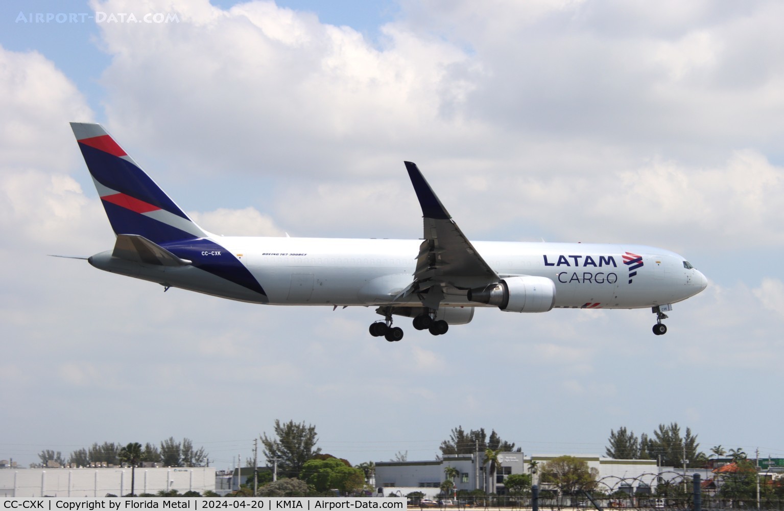 CC-CXK, 2010 Boeing 767-316/ER C/N 37802, LATAM Cargo 767-300F zx SJO /MROC - MIA arriving from San Jose Costa Rica