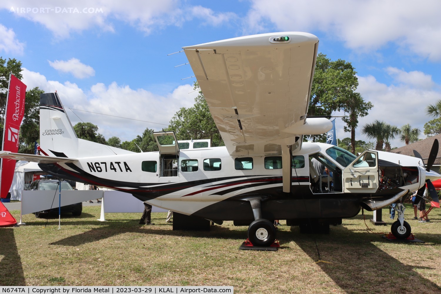 N674TA, 2022 Cessna 208B Grand Caravan EX C/N 208B5674, C208 zx
