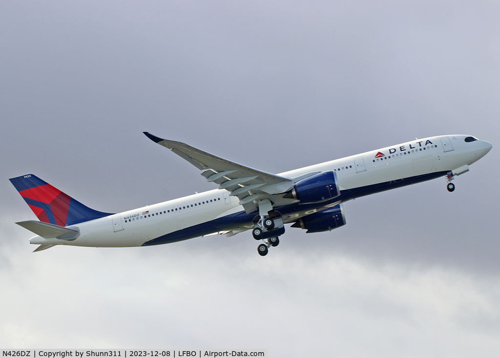 N426DZ, 2023 Airbus A330-941 C/N 2045, Delivery day...