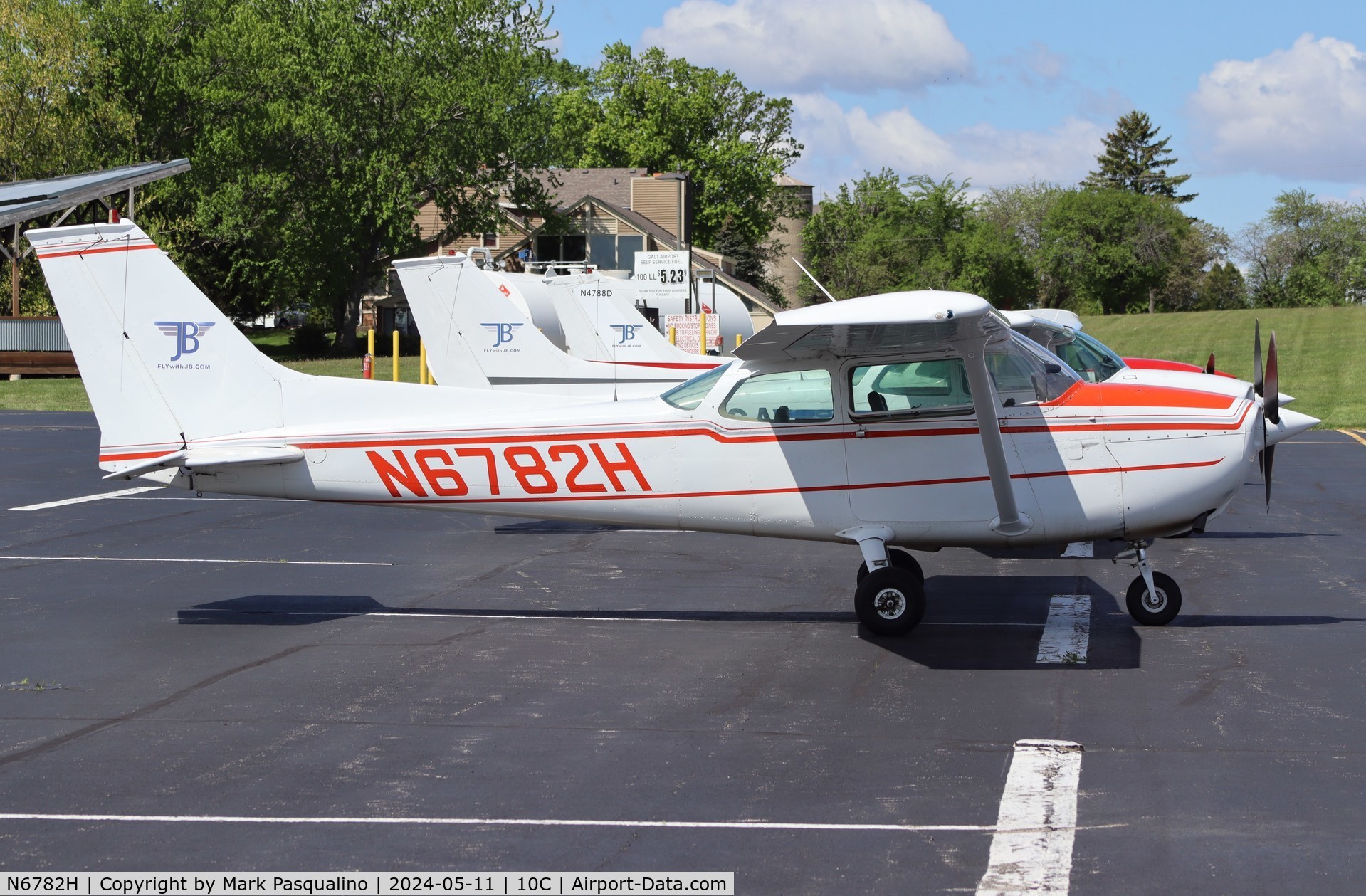 N6782H, 1975 Cessna 172M C/N 17265580, Cessna 172m