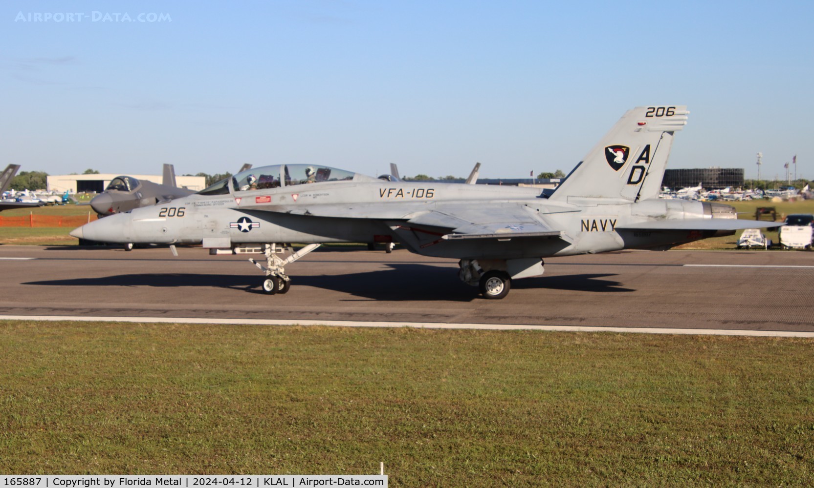 165887, Boeing F/A-18F Super Hornet C/N F047, F-18F zx