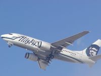 N607AS @ SEA - Alaska Airlines Boeing 737 taking off from Seattle-Tacoma International Airport - by Andreas Mowinckel