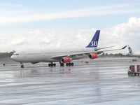 OY-KBA @ SEA - SCANDINAVIAN AIRLINES A340 at Seattle-Tacoma International Airport - by Andreas Mowinckel