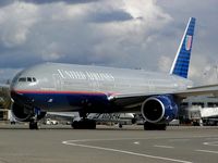 N227UA @ SEA - United Airlines Boeing 777 at Seattle-Tacoma International Airport - by Andreas Mowinckel