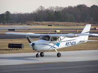 N5742A @ PDK - Taxing back from flight - by Michael Martin