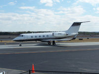 N74HH @ PDK - Taxing to 20L - by Michael Martin