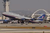 N181UA @ LAX - United Airlines N181UA departing RWY 25R. - by Dean Heald