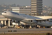 D-AIGO @ LAX - Lufthansa D-AIGO (A340-300) departing LAX RWY 25R as FLT 453 enroute to Munchen (EDDM), Germany. - by Dean Heald