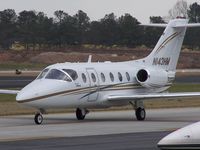 N143HM @ PDK - Taxing to Signature Air - by Michael Martin