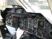 N29KH @ 5CL2 - Close-up of cockpit on CALSTAR 1981 Bell 222 - by Steve Nation