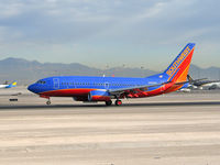 N200WN @ KLAS - Southwest Airlines / 2005 Boeing 737-7H4 - by Brad Campbell