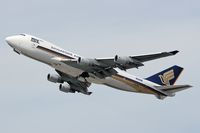 9V-SFE @ LAX - Singapore Airlines Cargo FLT SQC7985 departing LAX RWY 25L enroute to Anchorage, Alaska (PANC). - by Dean Heald
