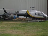 UNKNOWN @ ZQN - No markings, stored in Queenstown, rotor blades taken off - by Micha Lueck