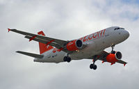 G-EZET @ LGW - Airbus A319 111 - by Les Rickman