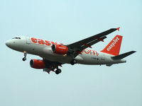 G-EZMH @ KRK - Easy Jet - AIRBUS A319-111 - by Artur Bado?