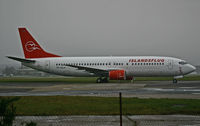 TF-ELV @ BOH - Boeing 737 4S3 - by Les Rickman