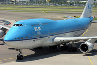 PH-BFM @ AMS - 747 KLM ASIA - by barry quince