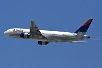 N863DA @ LAX - Delta Airlines N863DA (FLT DAL174) climbing out from RWY 25R enroute to Hartsfield Jackson Atlanta Int'l (KATL). - by Dean Heald