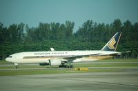9V-SQI @ SIN - Just arrived at Changi Airport, taxiing to the gate - by Micha Lueck