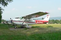 N4264Q @ N05 - Shiny 1971 Cessna Skyhawk at Hackettstown. - by Daniel L. Berek