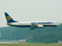 EI-DHW @ KRK - Ryanair - by Artur Bado?