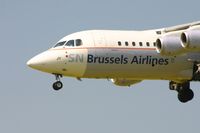 OO-DJY @ BRU - arrival on rwy 25L - by Daniel Vanderauwera