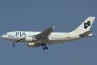 AP-BGO @ DXB - PIA Airbus A310 - by Yakfreak - VAP