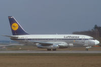 D-ABFB @ FRA - Lufthansa Boeing 737-200 in old colors - by Yakfreak - VAP