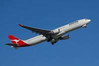 VH-QPH @ SYD - Climbing out of Sydney - by Micha Lueck