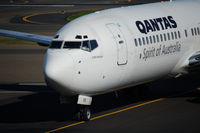VH-VXE @ SYD - B737-800 Coffs Harbour of Qantas, arriving at the gate - by Micha Lueck