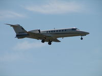 N945FD @ IPT - On short final for rwy 27 - by Sam Andrews