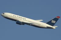 N656US @ SJU - US AIrways Boeing 767-200 - by Yakfreak - VAP