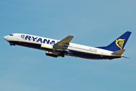 EI-DHN @ KRK - Ryanair - by Artur Bado?