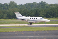 N3725L @ PDK - Landing Runway 20L - by Michael Martin