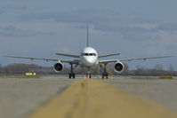 OM-SNA @ BTS - Air Slovakia Boeing 757-200 - by Yakfreak - VAP